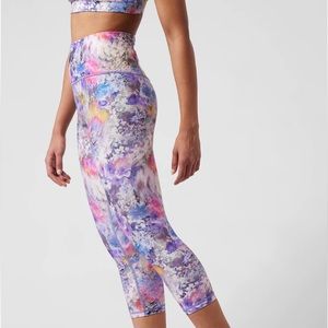 Athleta Elation Capri - NWT